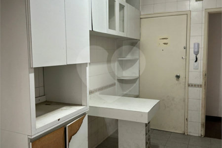 Amplo e Clássico: Apartamento de 90 m² em Higienópolis!