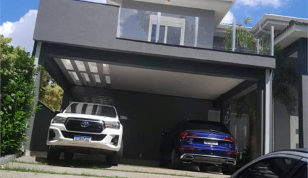 Casa à venda ou para alugar com 4 suítes em Chácaras São Carlos, Cotia, SP