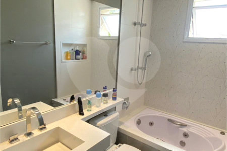 Apartamento à venda com 3 quartos, sendo 1 suíte, em Vila Andrade, São Paulo, SP
