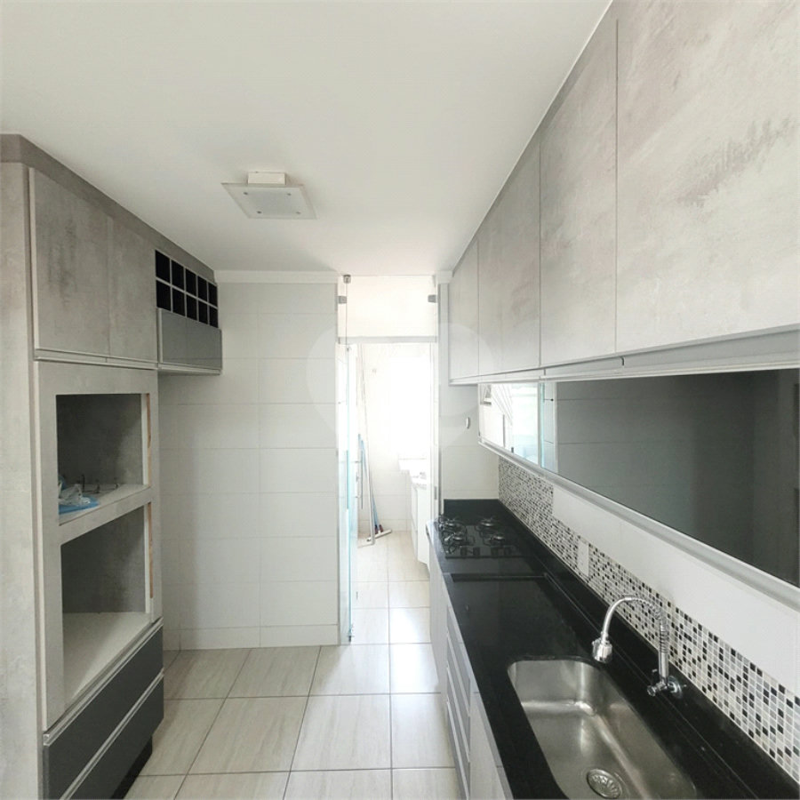 Apartamento à venda com 2 quartos, sendo 1 suíte, em Parque Residencial Quinta da Lagoa, Três Lagoas, MS