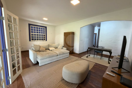 Casa à venda com 4 quartos, sendo 2 suítes, em Ogiva, Cabo Frio, RJ