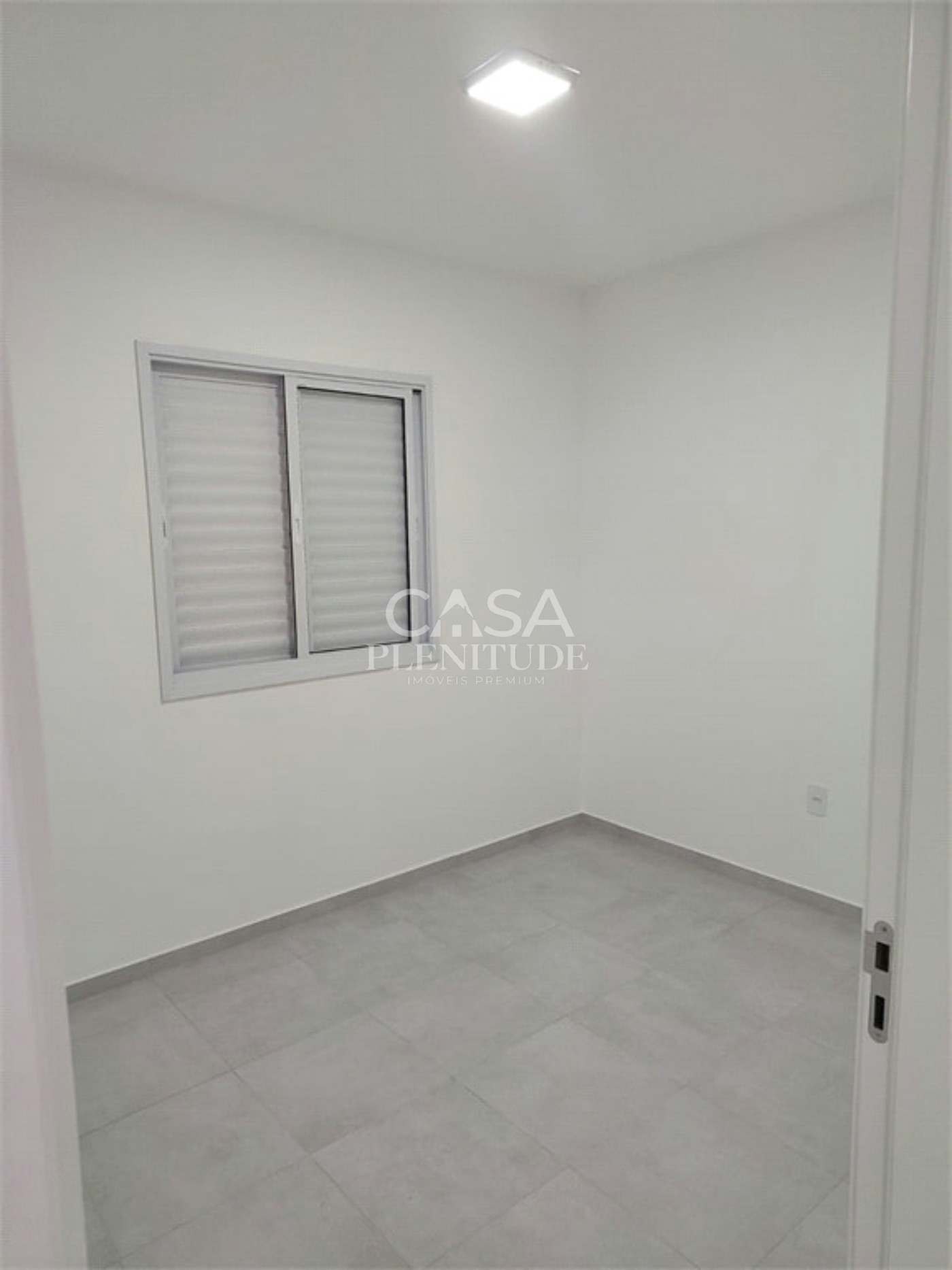Apartamento à venda com 2 quartos, sendo 1 suíte, em Jardim Saira, Sorocaba, SP