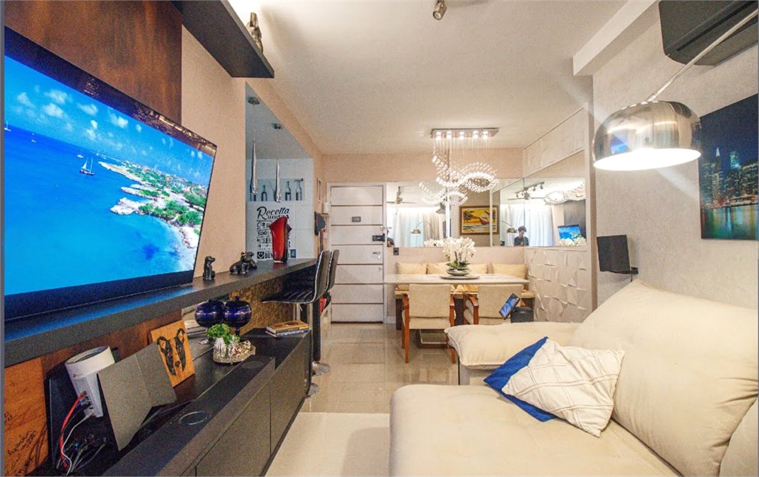 Apartamento à venda com 2 quartos, sendo 1 suíte, em Rio Comprido, Rio de Janeiro, RJ
