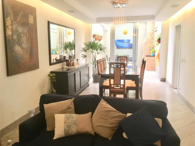 Sobrado à venda com 4 quartos, sendo 3 suítes,  em Brooklin, São Paulo, SP