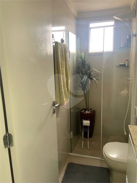 Apartamento à venda com 2 quartos, sendo 1 suíte, em Santo Antônio, Osasco, SP