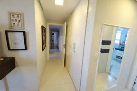Apartamento à venda com 4 quartos, sendo 2 suítes,  em Vila Ema, São José dos Campos, SP