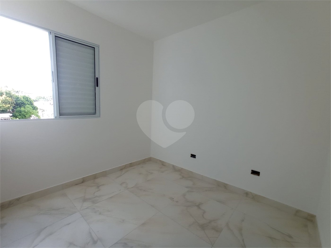 Casa à venda com 1 quarto no condomínio Regina, São Paulo - SP