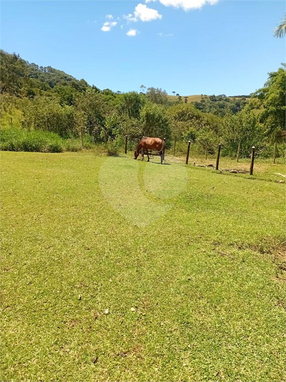 Sítio à venda com 2 quartos em Área Rural de Lagoinha, Lagoinha, SP