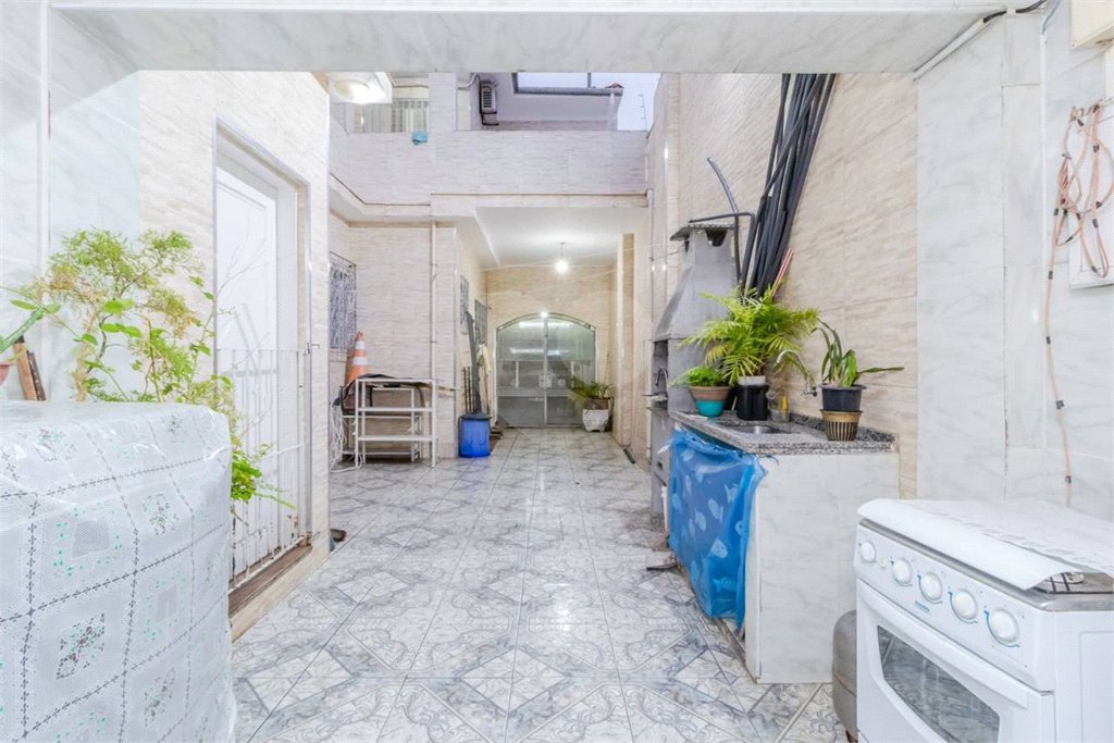 Casa à venda com 4 quartos, sendo 2 suítes, em Vila Monumento, São Paulo, SP