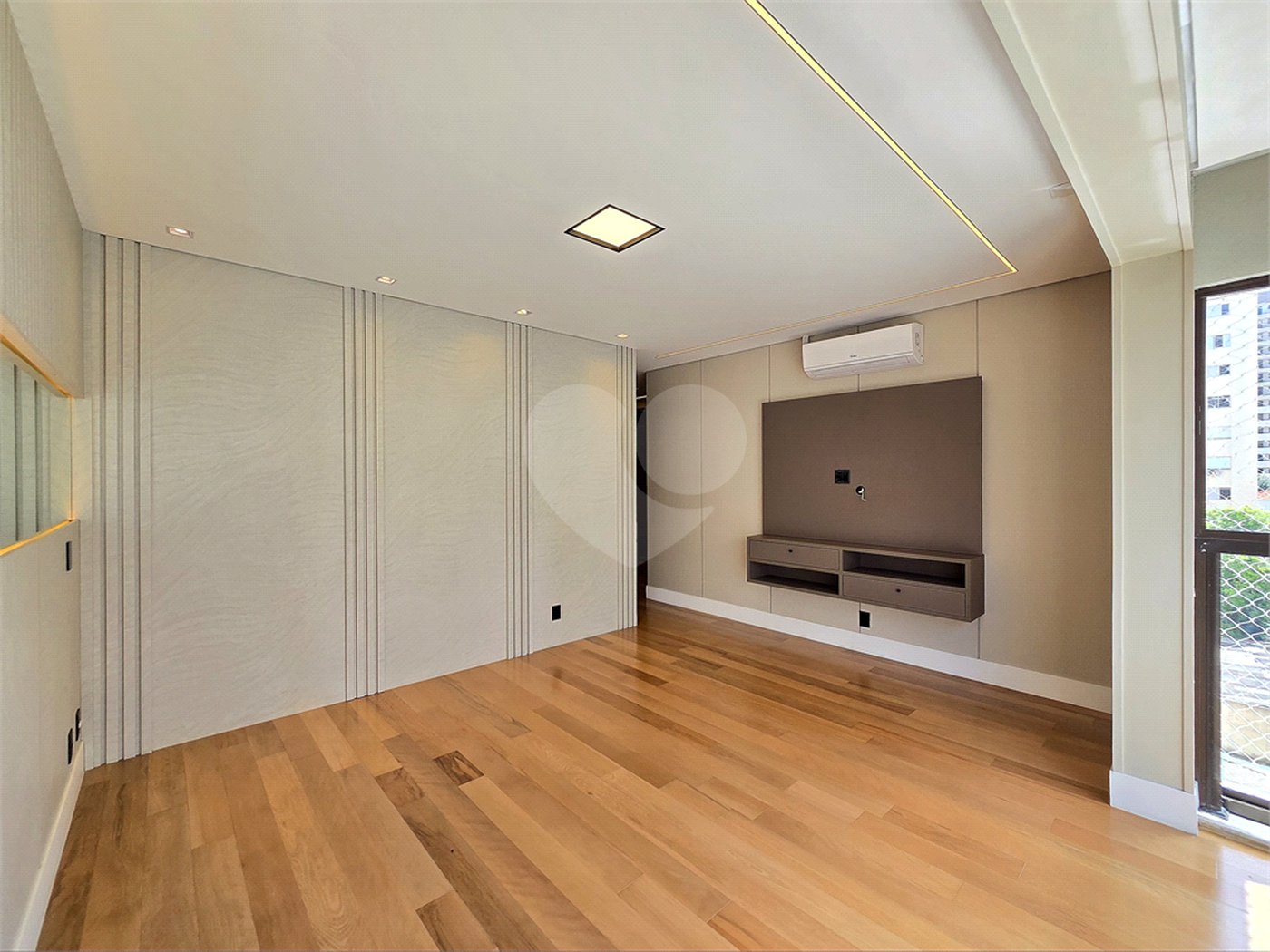 Apartamento à venda com 5 quartos, sendo 4 suítes, em Santa Cecília, São Paulo, SP