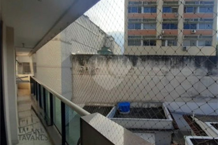 Apartamento à venda com 3 quartos, sendo 1 suíte,  em Lagoa, Rio de Janeiro, RJ