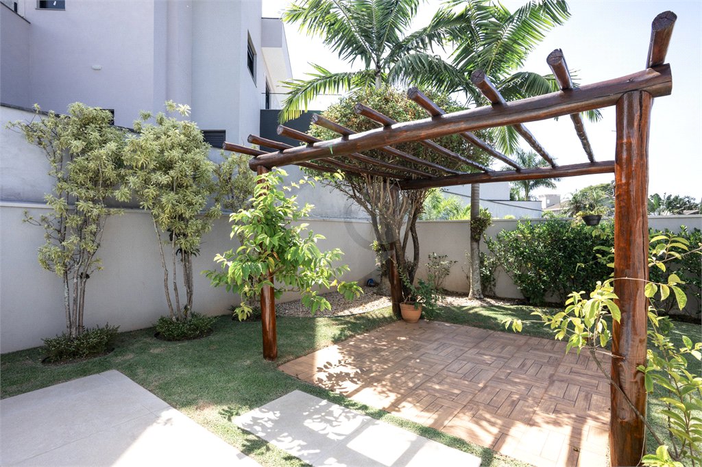 Casa à venda com 3 suítes no condomínio Reserva dos Vinhedos, Louveira - SP