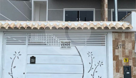 Sobrado à venda com 3 quartos, sendo 1 suíte, em Tremembé, São Paulo, SP