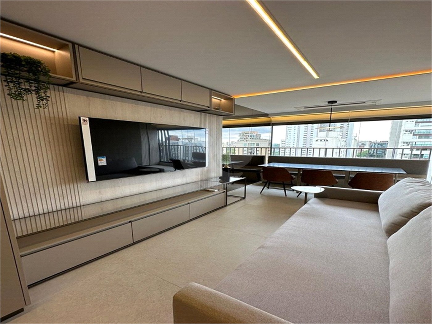 Apartamento à venda ou para alugar com 1 suíte em Paraíso, São Paulo, SP