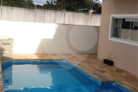 Casa à venda com 3 quartos, sendo 1 suíte, no Centro, Araçoiaba da Serra, SP