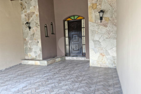Sobrado à venda com 3 quartos em Alto da Boa Vista, Mogi das Cruzes, SP