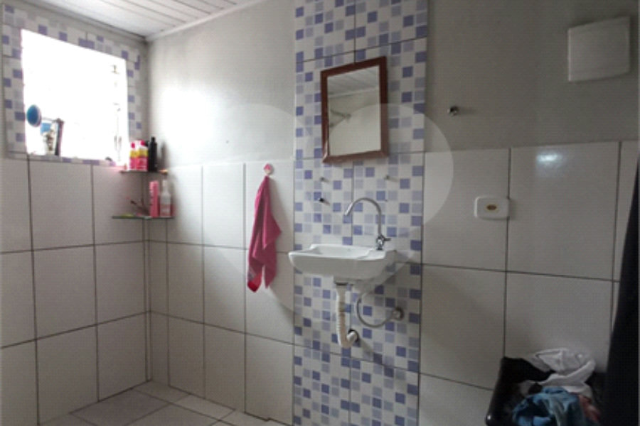 Sobrado à venda com 6 quartos, sendo 1 suíte,  em Vila Medeiros, São Paulo, SP