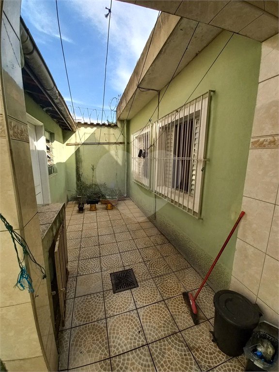 Casa Térrea à venda com 3 quartos em Jardim Maria Virginia, São Paulo, SP