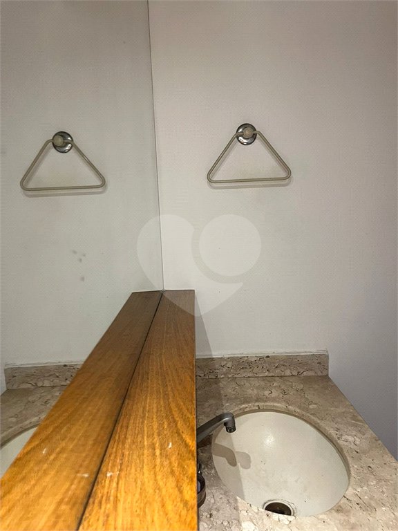 Apartamento à venda com 4 suítes em Vila Uberabinha, São Paulo, SP