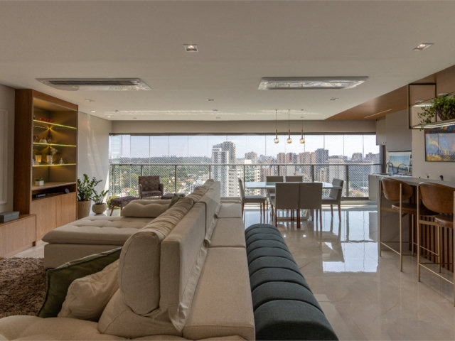Apartamento à venda com 4 quartos, sendo 2 suítes,  em Campo Belo, São Paulo, SP