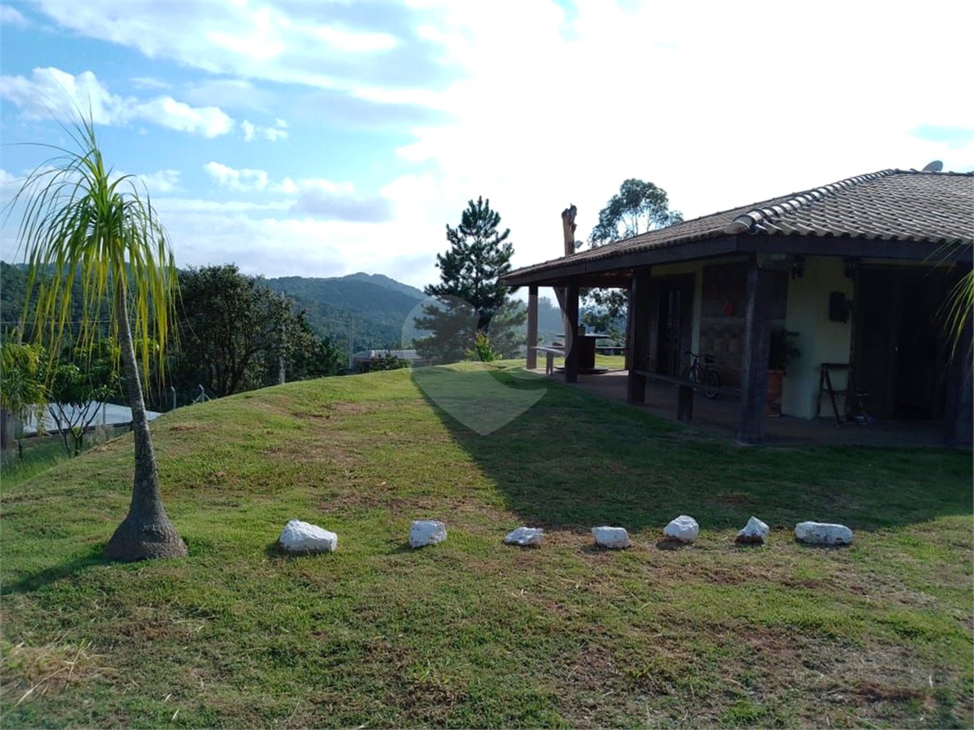 Chácara à venda com 2 quartos em Recanto das Acácias, São Roque, SP