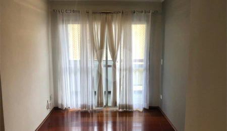Apartamento à venda com 2 quartos, sendo 1 suíte,  em Vila Olímpia, São Paulo, SP