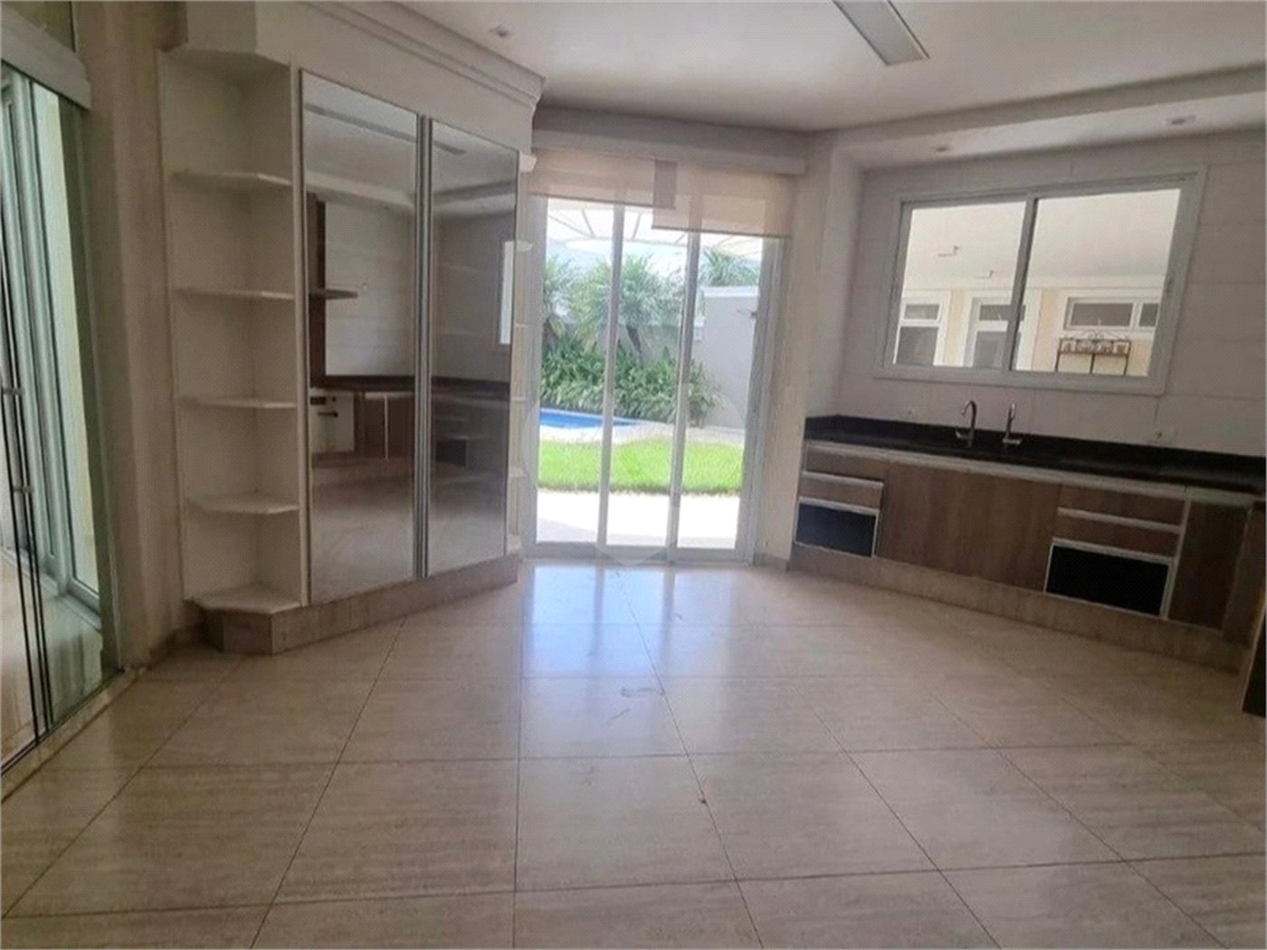 Casa à venda com 4 suítes no condomínio Mont Blanc, Sorocaba - SP