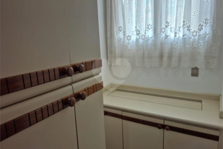 Apartamento à venda ou para alugar com 3 quartos, sendo 1 suíte, no Centro, Araraquara, SP