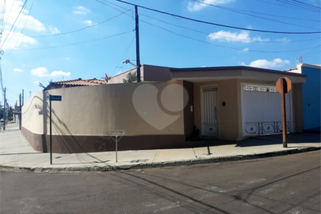 Casa à venda com 3 quartos sendo 1 suíte em Encanto do Planalto