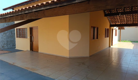 Casa à venda com 3 quartos em Parque São Carlos, Três Lagoas, MS