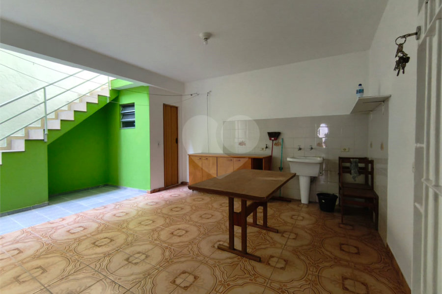 Sobrado à venda com 3 quartos, sendo 1 suíte, em Vila Albertina, São Paulo, SP