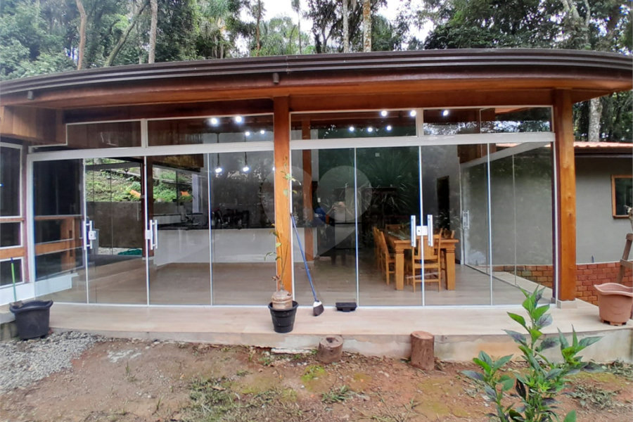 Casa à venda com 3 quartos no condomínio Sausalito, Mairiporã - SP