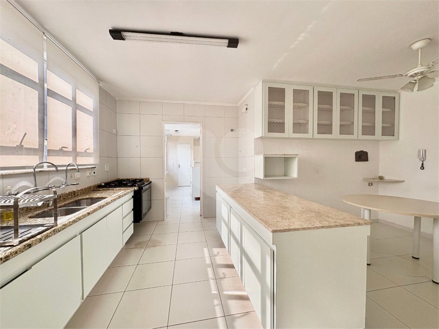 Apartamento à venda com 4 quartos, sendo 1 suíte, em Chácara Santo Antônio, São Paulo, SP