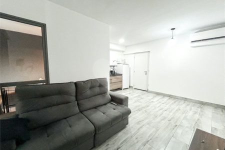 Apartamento à venda com 2 quartos, sendo 1 suíte,  em Vila Guarani (z Sul), São Paulo, SP
