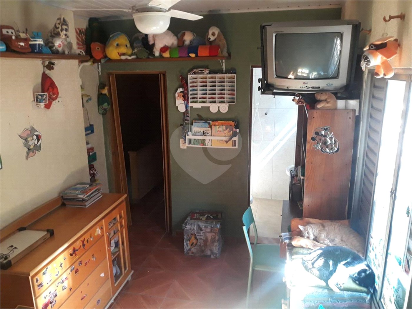 Sobrado à venda com 3 suítes em Vila Nivi, São Paulo, SP
