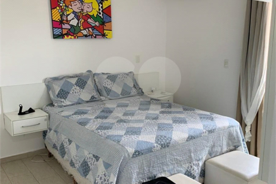 Sobrado à venda com 3 suítes em Vila Nivi, São Paulo, SP