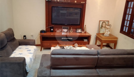 Sobrado à venda com 3 suítes em Jaçanã, São Paulo, SP