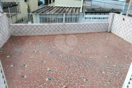 Sobrado à venda com 2 quartos, sendo 1 suíte, em Vila Monumento, São Paulo, SP