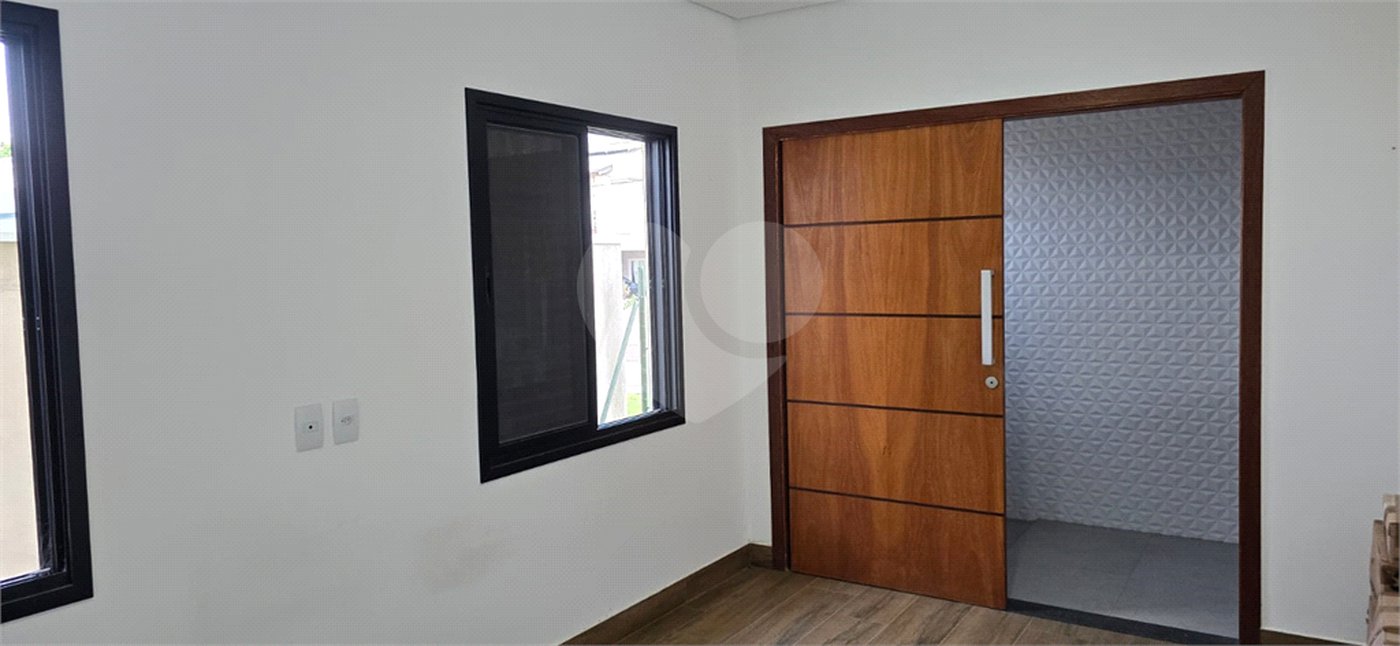 Casa à venda com 3 suítes em Jardim Nova América, Louveira, SP