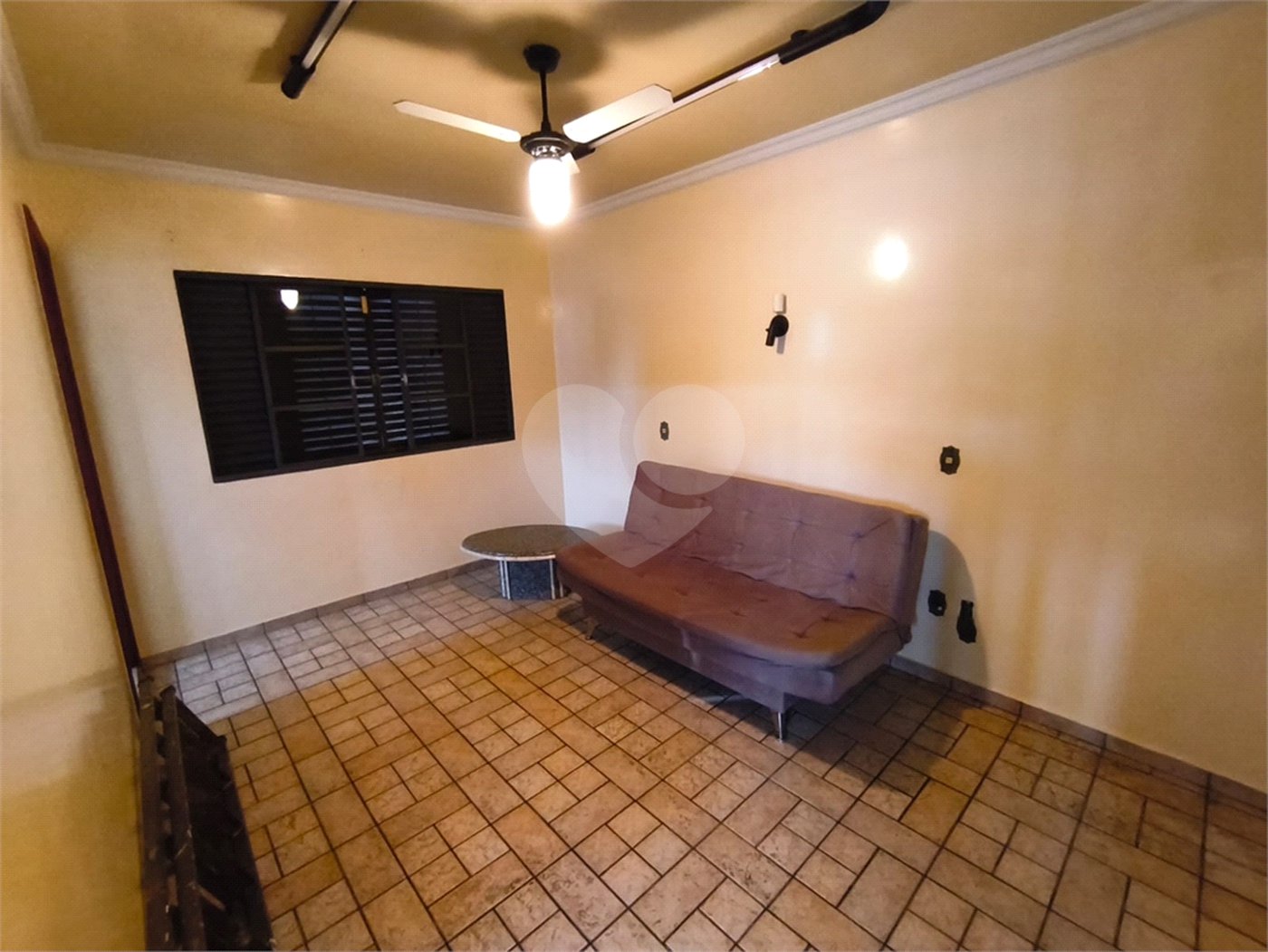 Casa à venda ou para alugar com 1 suíte, no Centro, Itapetininga, SP