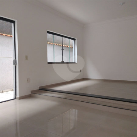 Casa à venda com 3 quartos, sendo 1 suíte,  em Mogi Moderno, Mogi das Cruzes, SP