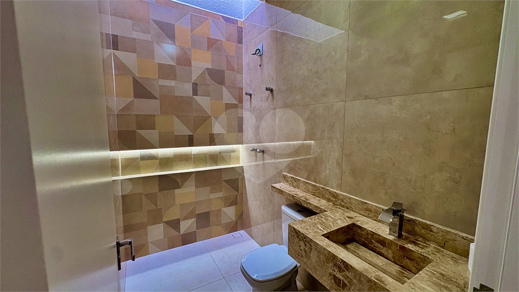 Casa à venda com 3 quartos, sendo 1 suíte, no condomínio Residencial Villagio Wanel, Sorocaba - SP