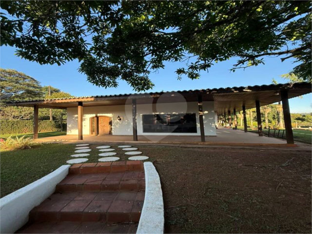 Casa à venda com 6 quartos, sendo 2 suítes,  no condomínio Alpes de Mairiporã, Mairiporã - SP