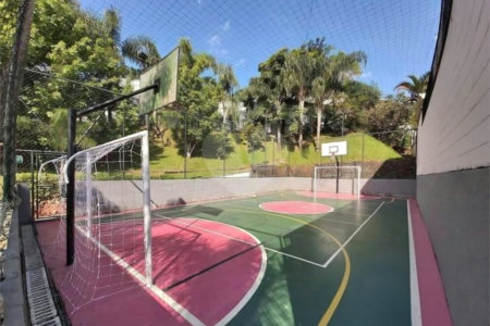 Casa à venda ou para alugar com 3 quartos, sendo 1 suíte, no condomínio Liberty Village, São Paulo - SP