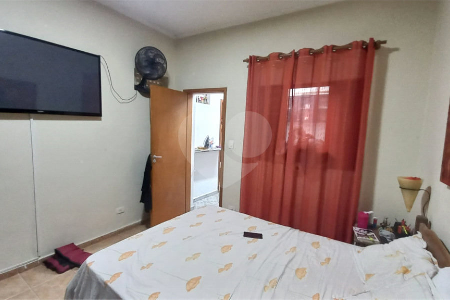 Sobrado à venda ou para alugar com 4 quartos, sendo 1 suíte,  em Santana, São Paulo, SP
