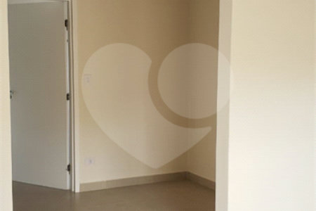 Casa para alugar com 3 quartos, sendo 1 suíte,  em Jardim dos Pinheiros, Atibaia, SP