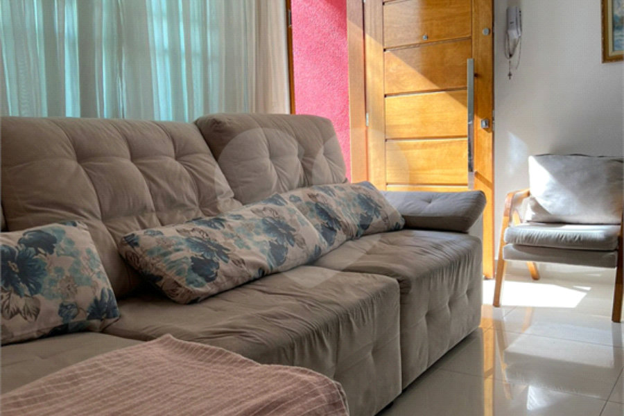 Casa à venda com 2 suítes no condomínio Independence, São Paulo - SP
