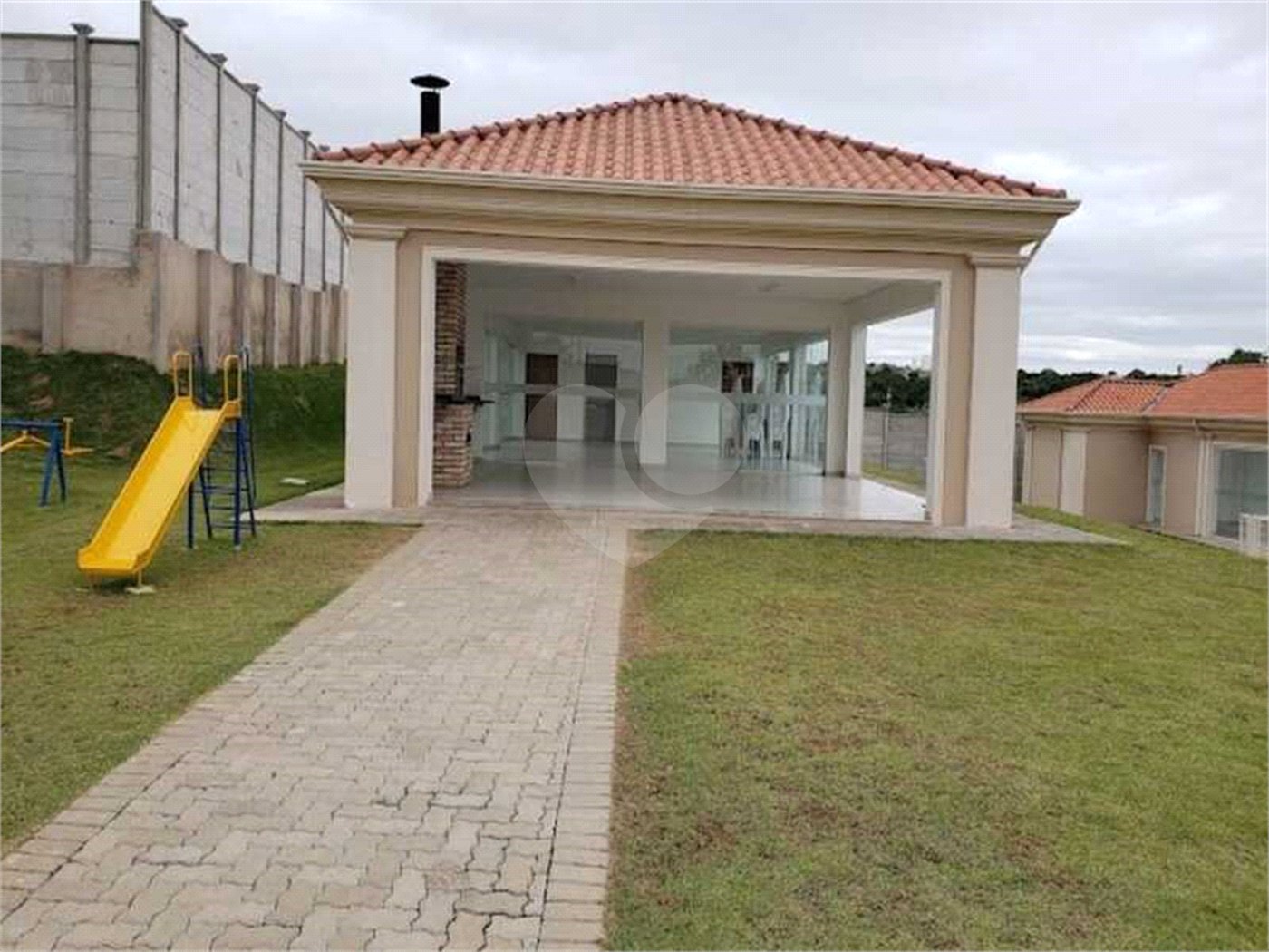 Casa à venda no condomínio Vila Rica, Indaiatuba - SP