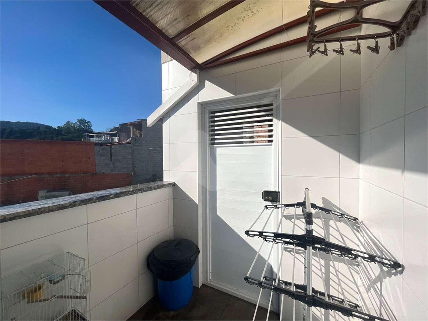 Sobrado à venda com 7 quartos, sendo 1 suíte, em Tremembé, São Paulo, SP