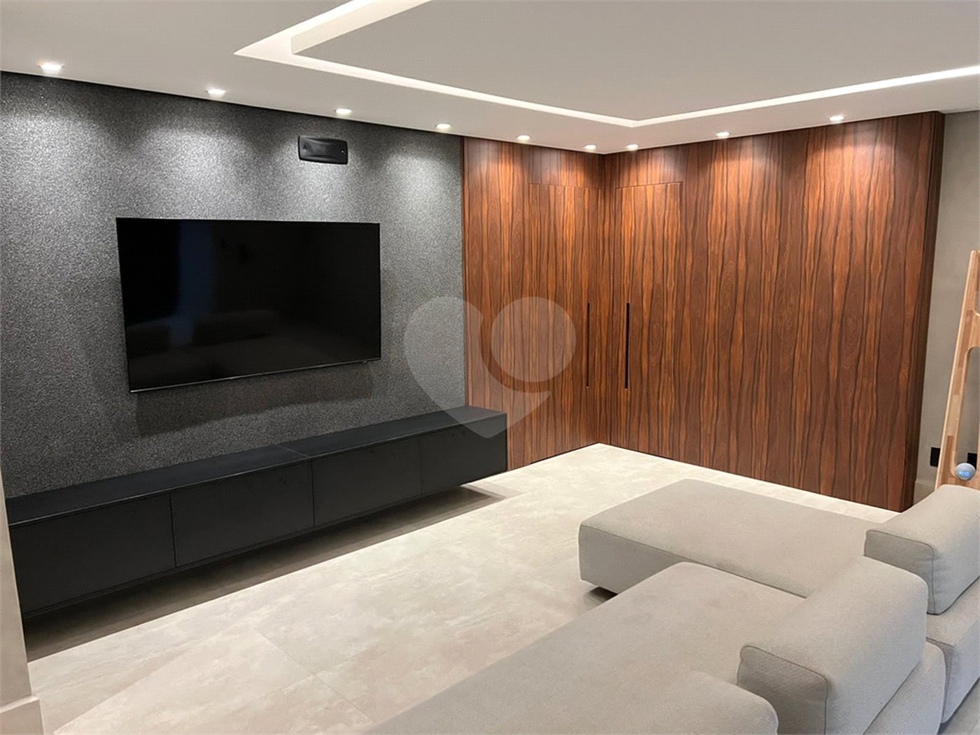 Apartamento à venda com 3 suítes em Jardim Pompéia, Indaiatuba, SP